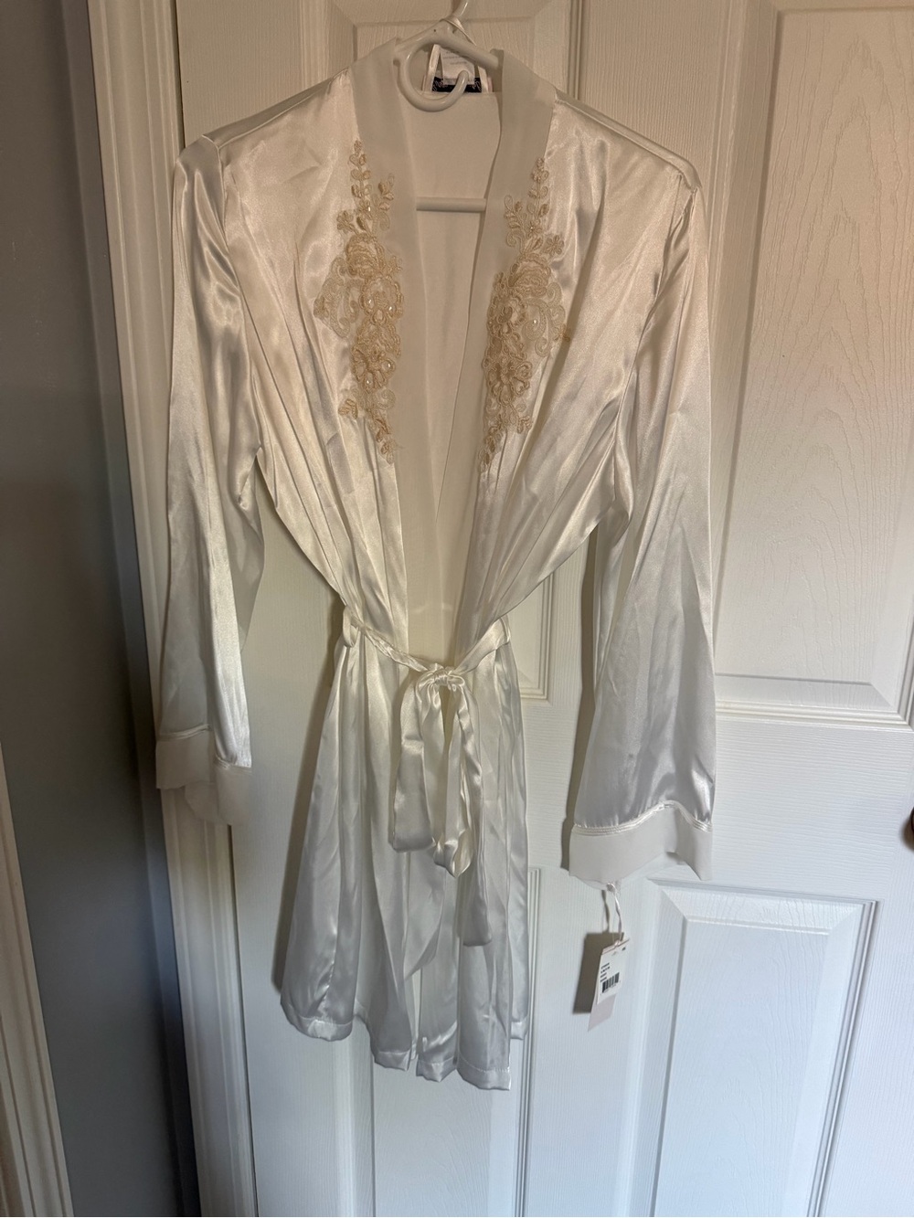 Linea Donatella Bridal Robe - Picture 2 of 5